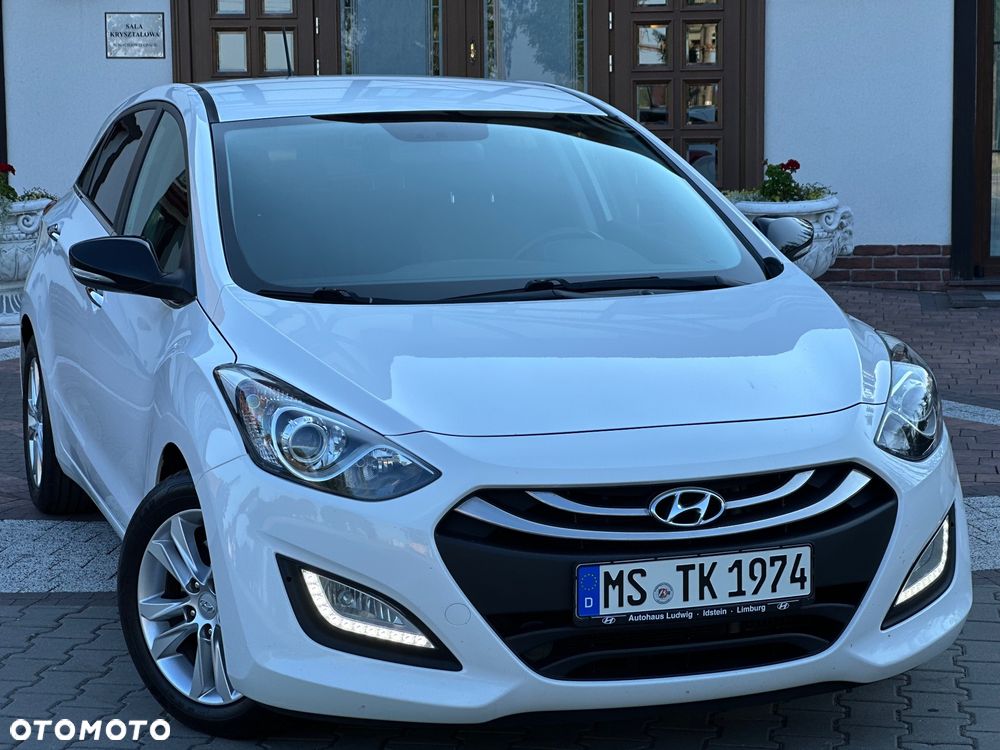 Hyundai i30 1.6 CRDi Fifa World Cup Edition - 7