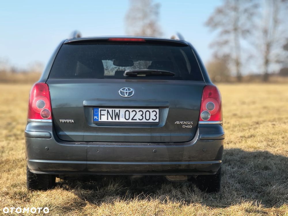 Toyota Avensis 2.0 D-4D Sol - 5