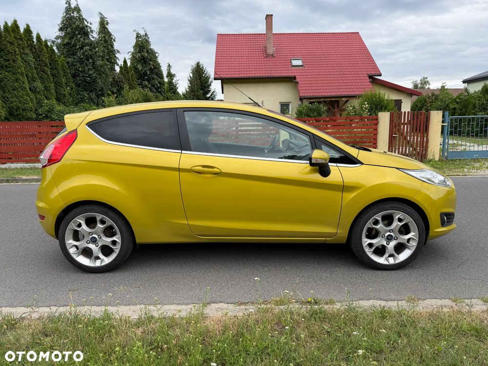 Ford Fiesta 1.0 EcoBoost Titanium EU6 - 12