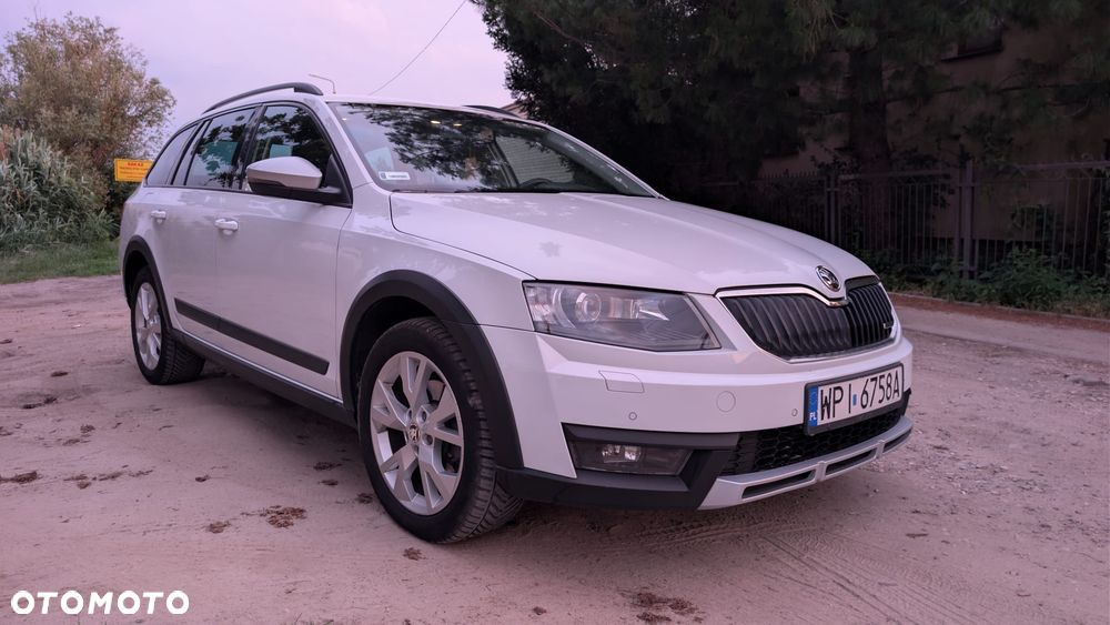 Skoda Octavia Scout 2.0 TDI 4x4 - 10