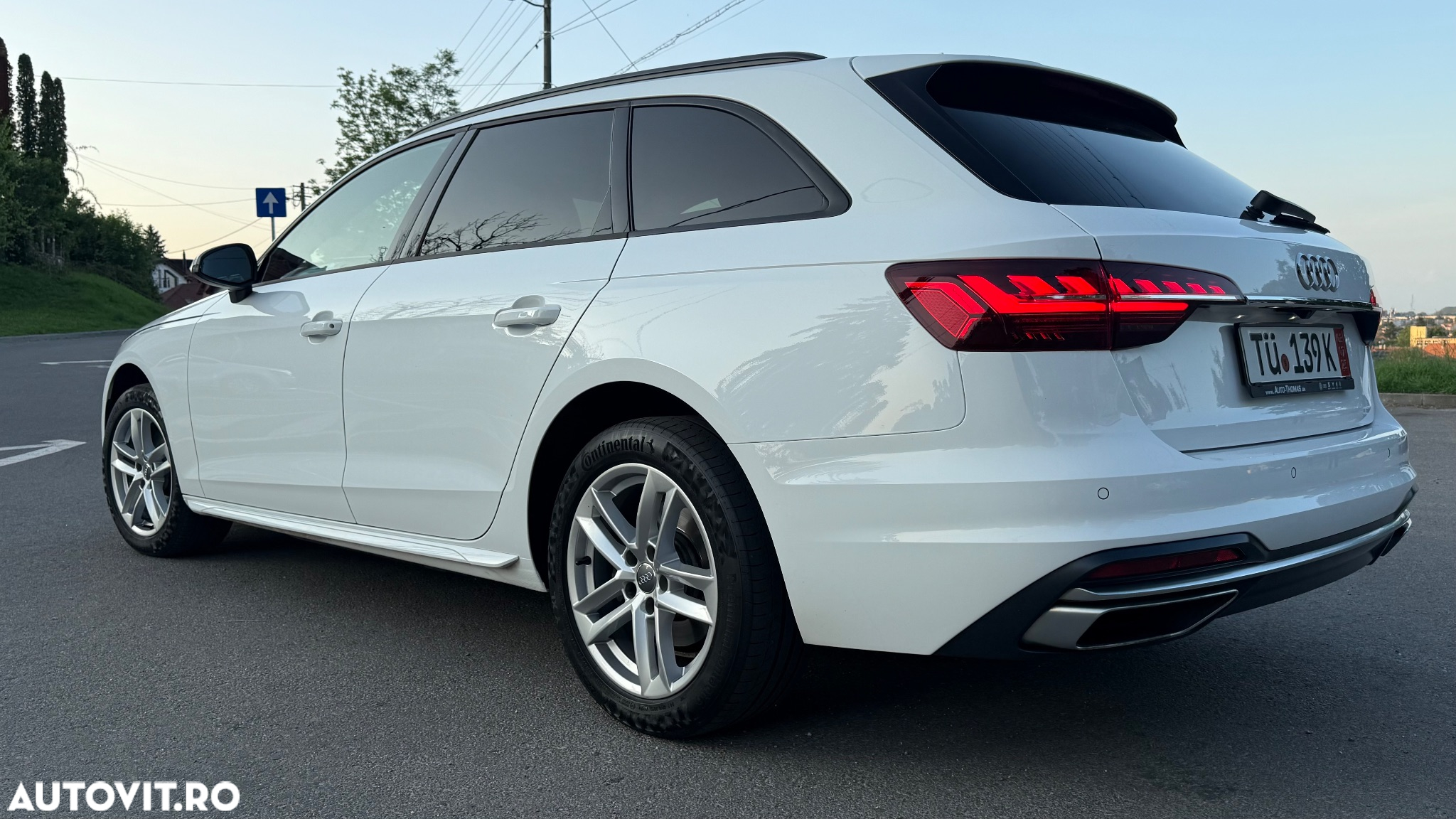 Audi A4 Avant 35 TDI S tronic S line - 34