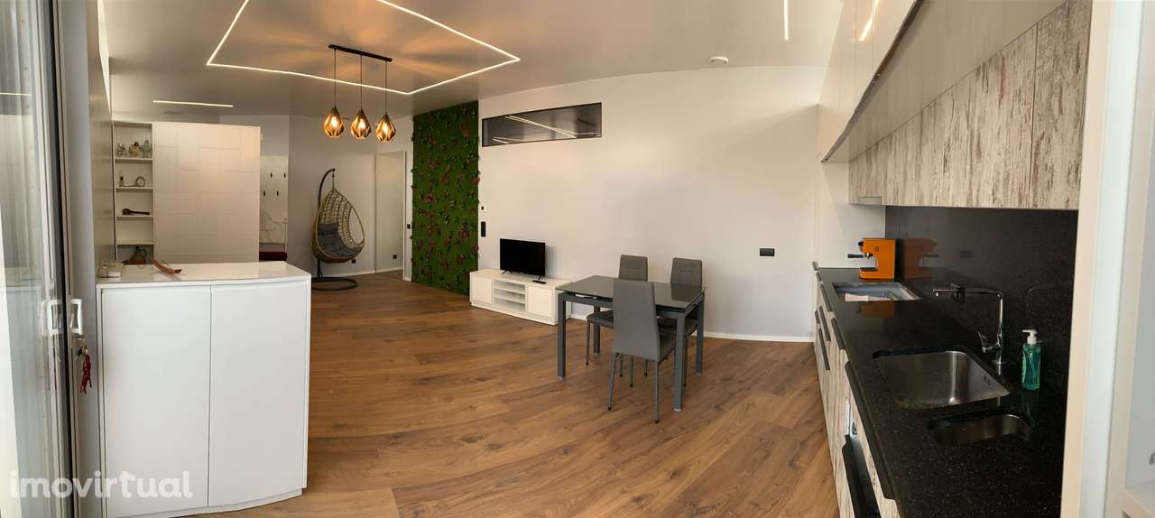 Apartamento T2 remodelado, com estacionamento - Benedita, Alcobaça - Grande imagem: 5/37