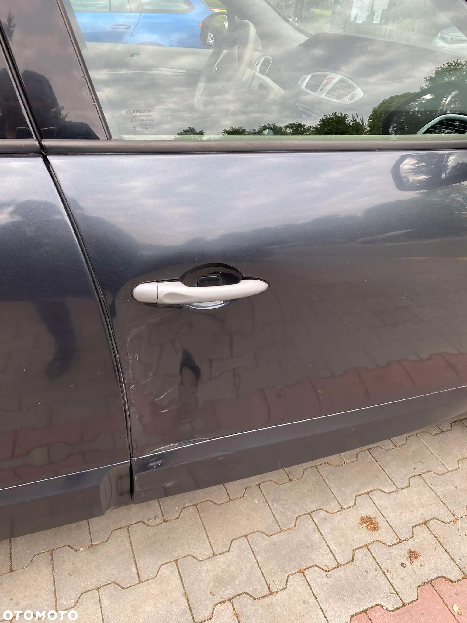Renault Grand Scenic - 8