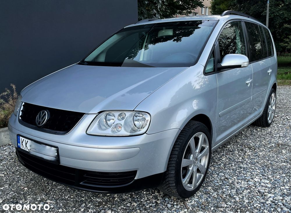 Volkswagen Touran - 2