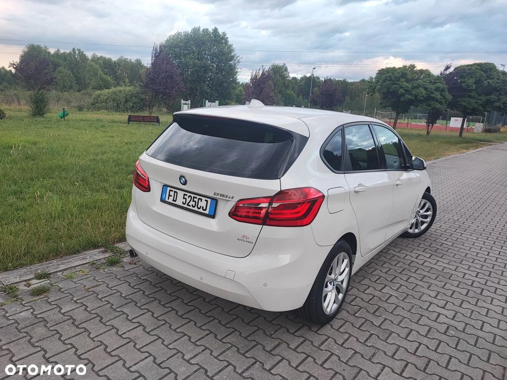BMW Seria 2 216d Advantage - 24