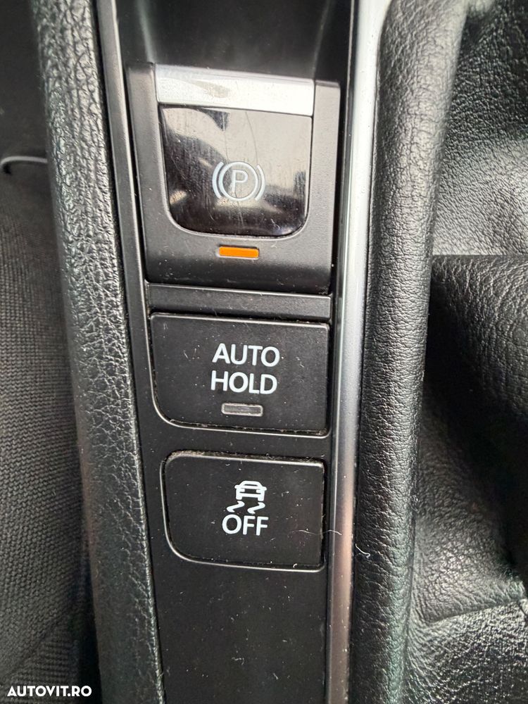 Volkswagen Passat 2.0 TDI BlueMotion Technology Business Edition - 19