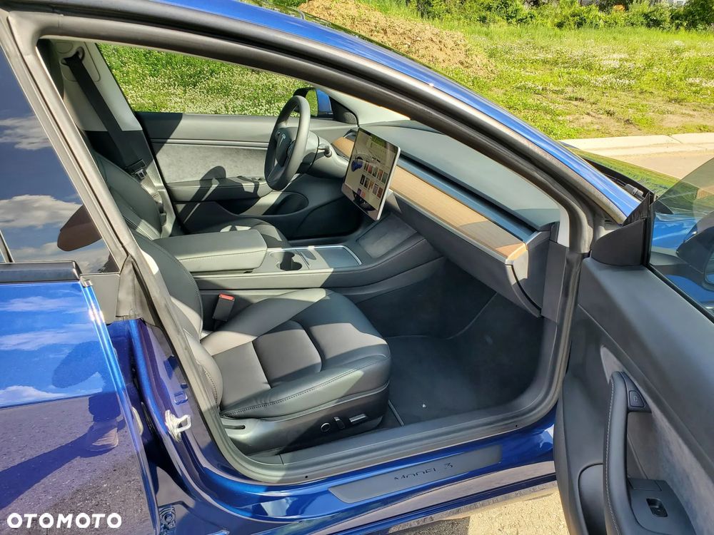 Tesla Model 3 Langstreckenbatterie Allradantrieb Dual Motor - 11