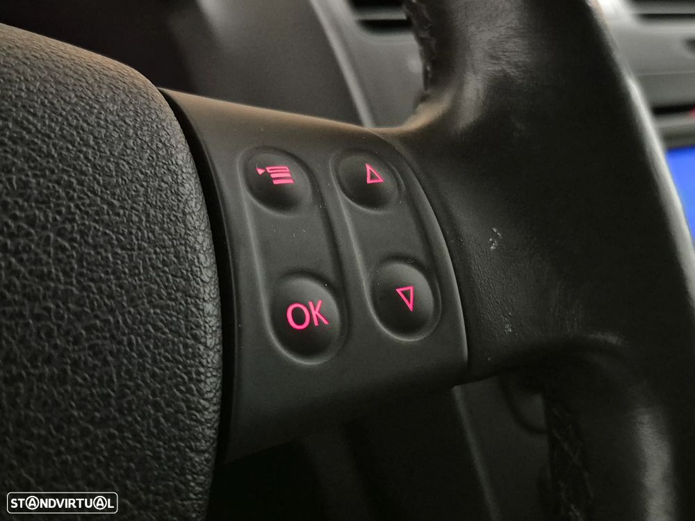 VW Jetta 1.6 FSi Confortline - 18