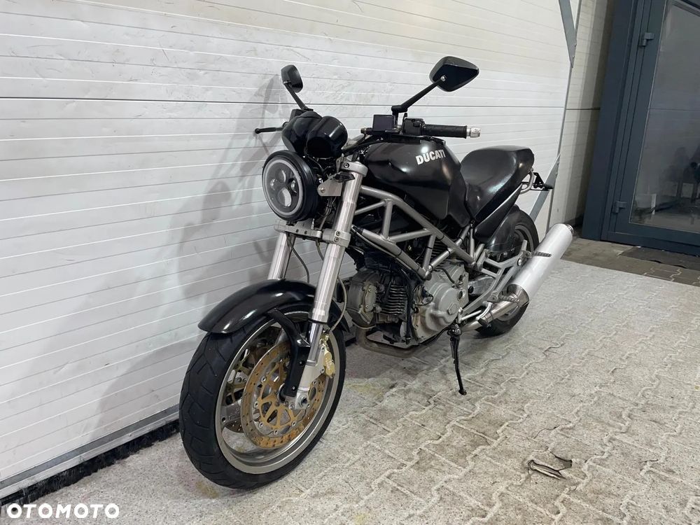 Ducati Monster - 10
