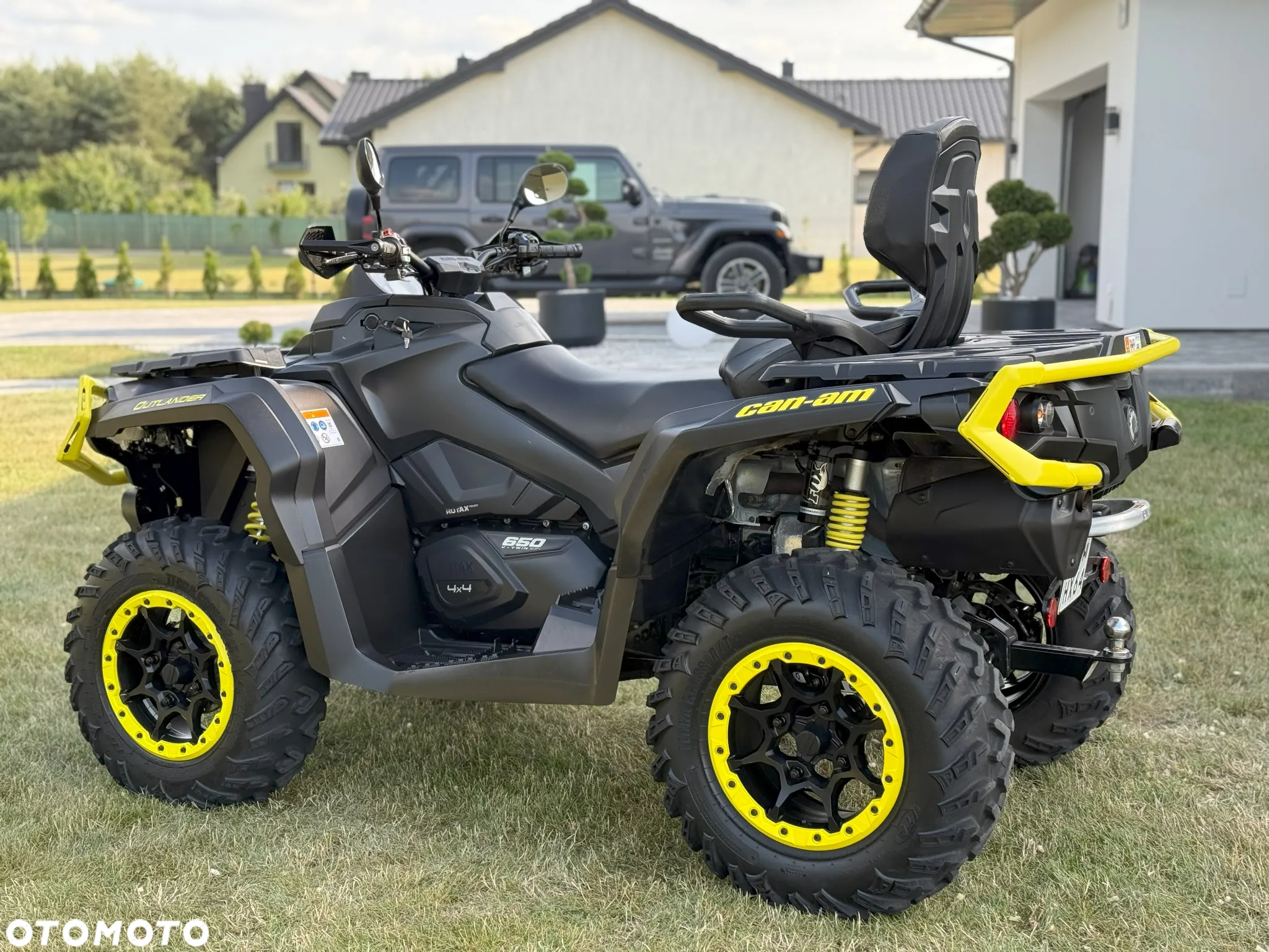 Can-Am Outlander Max