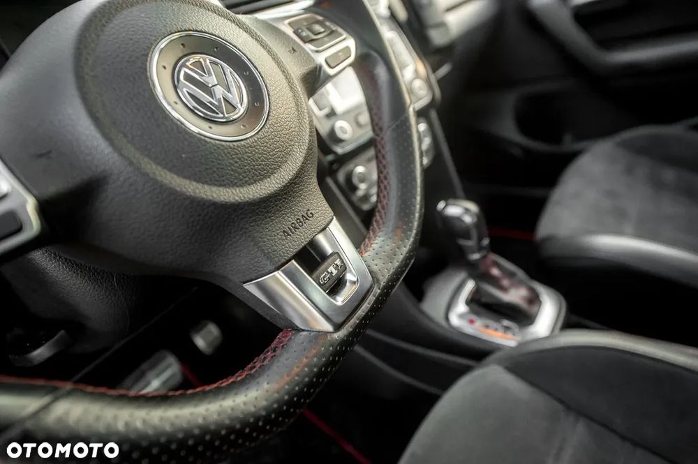 Volkswagen Polo 1.4 DSG GTI - 27