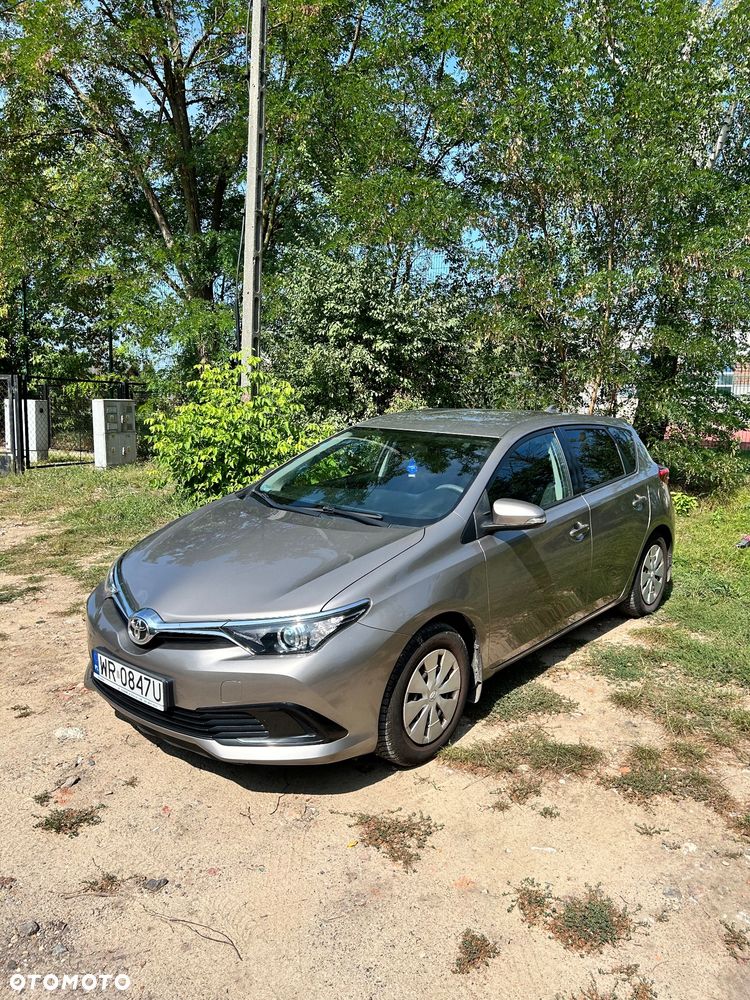 Toyota Auris 1.33 VVT-i Comfort - 1