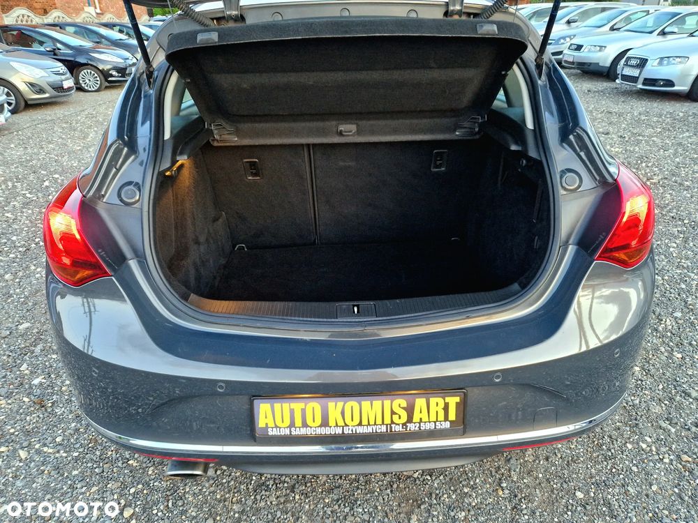 Opel Astra 1.4 Turbo Exklusiv - 10