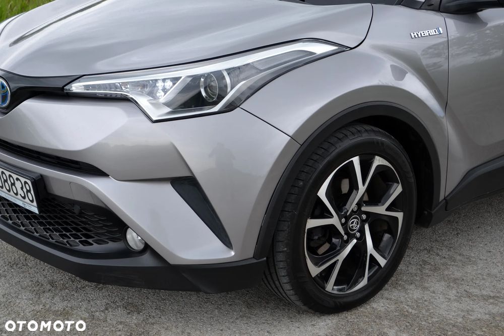 Toyota C-HR - 16