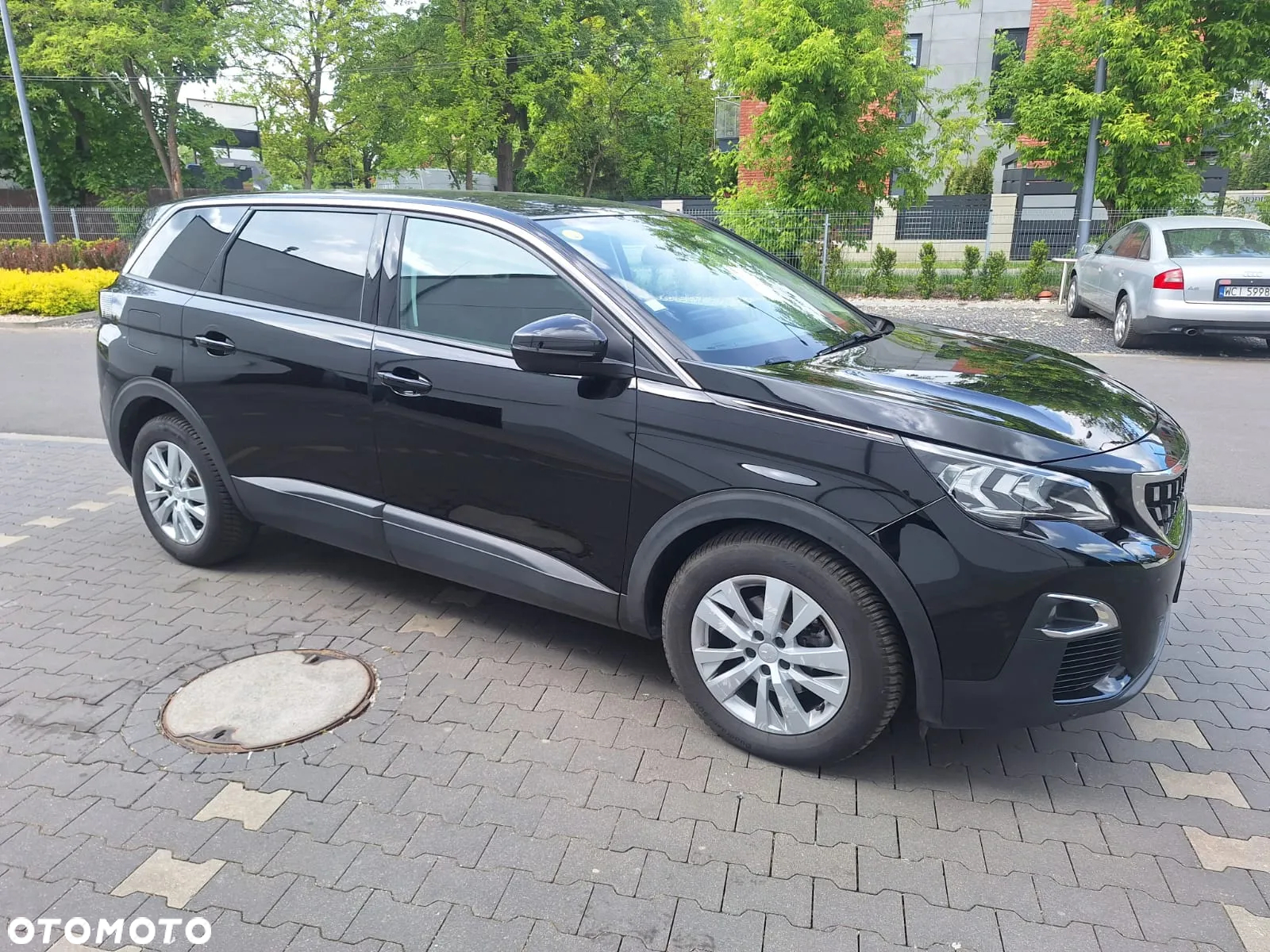 Peugeot 5008 1.5 BlueHDi Active S&S EAT8 - 12