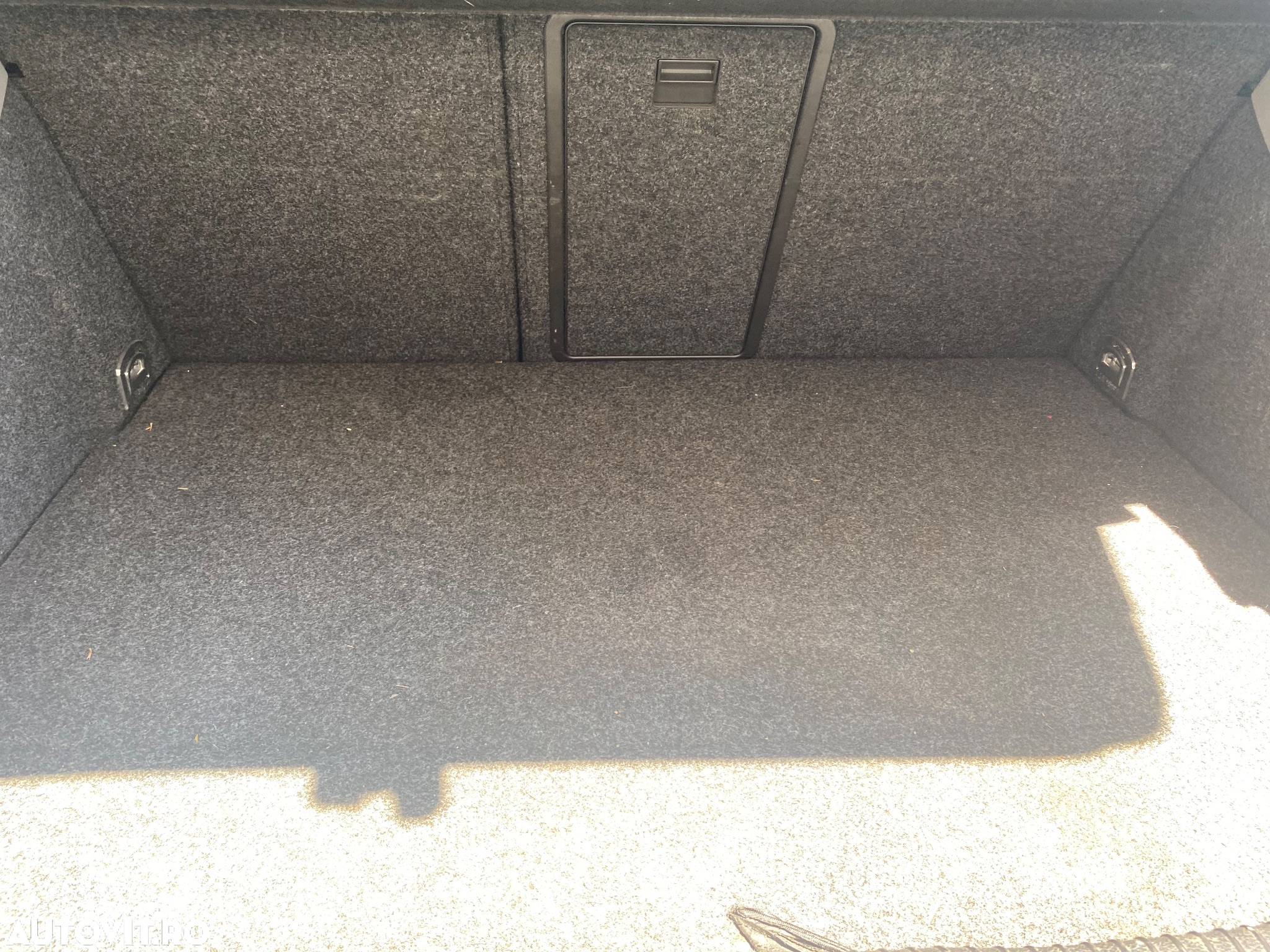 Volkswagen Golf 2.0 FSI Comfortline - 14