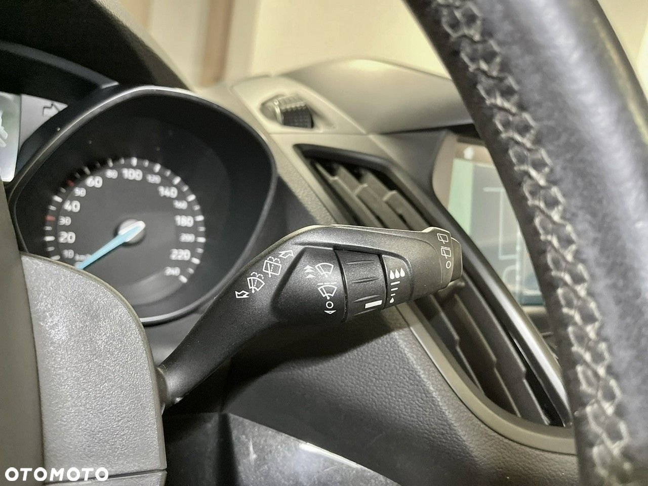 Ford Kuga 2.0 TDCi 4x4 Individual - 23