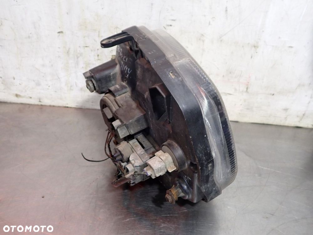 LAMPA PRAWA PRZEDNIA SUZUKI JIMNY III - 6