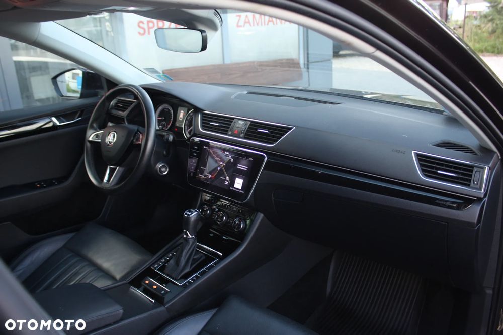 Skoda Superb 2.0 TDI 4x4 L&K DSG - 34