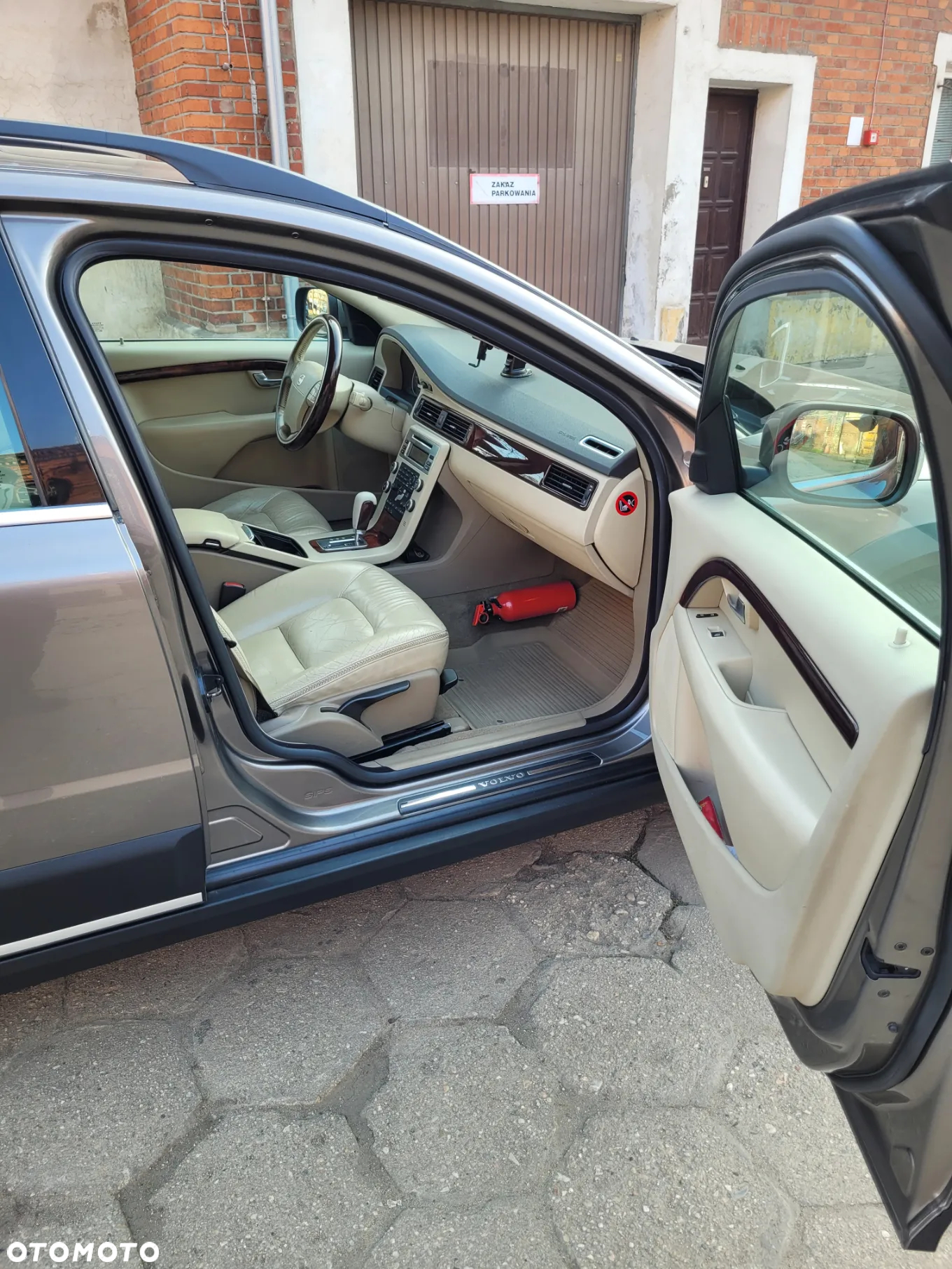 Volvo XC 70 - 8