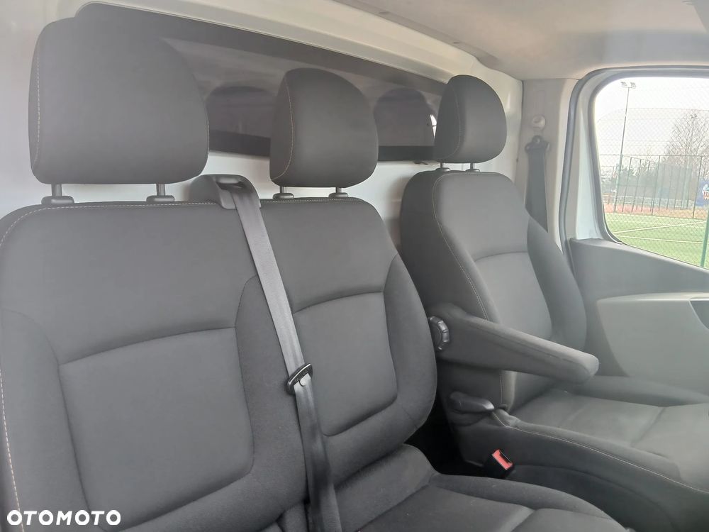Renault Trafic - 21