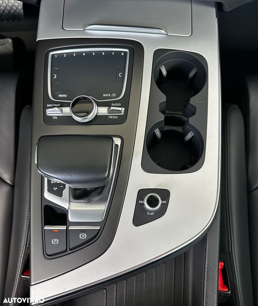 Audi Q7 - 35