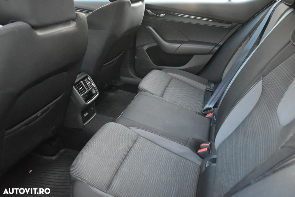 Skoda Octavia 1.5 TSI Ambition - 17