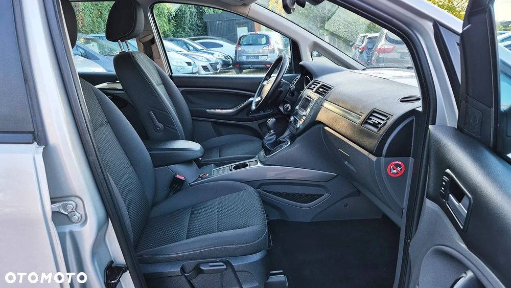 Ford C-MAX 1.8 Platinium X - 34