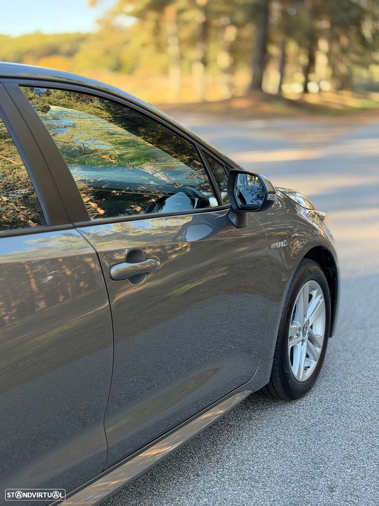 Toyota Corolla 1.8 Hybrid Comfort - 19