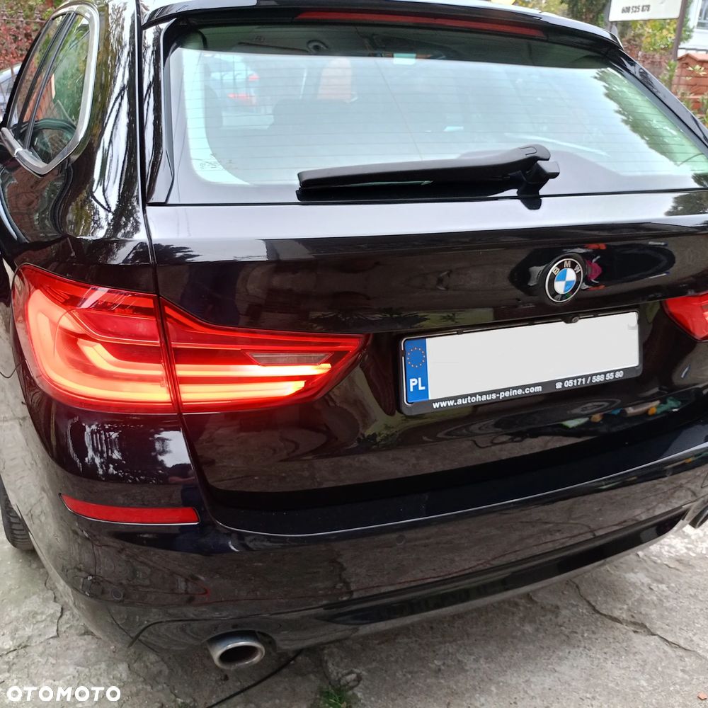 BMW Seria 5 520d - 23