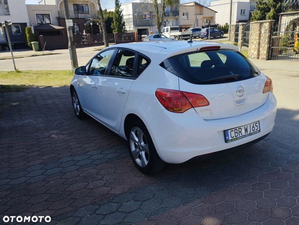 Opel Astra 1.4 Edition - 4