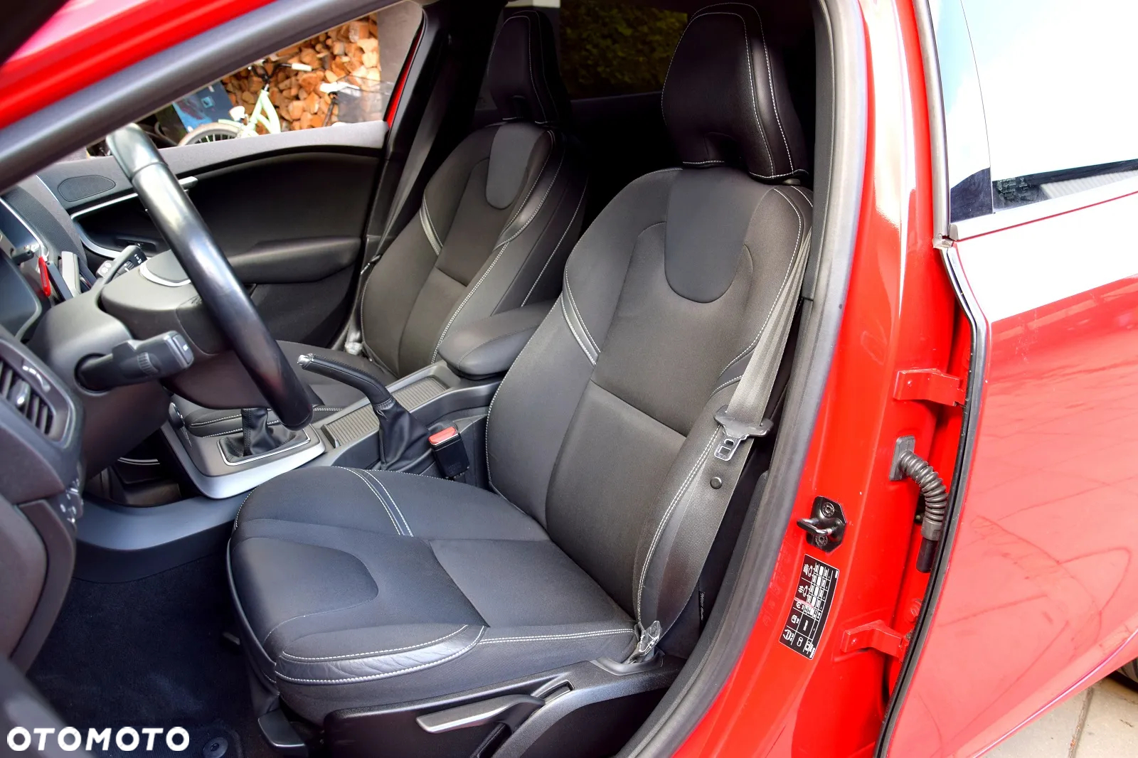 Volvo V40 D4 Momentum - 9