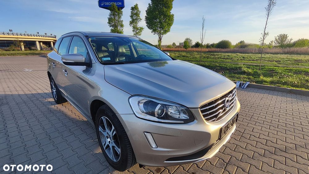 Volvo XC 60 D5 AWD Summum - 1