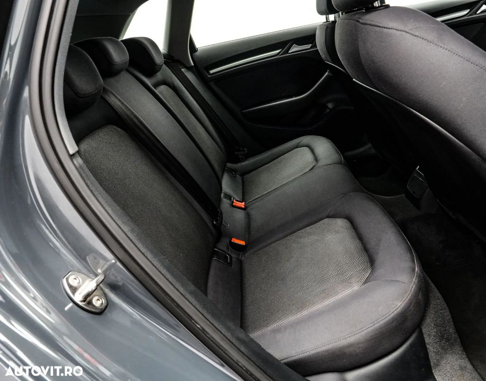 Audi A3 Sportback 1.0 30 TFSI Design - 17