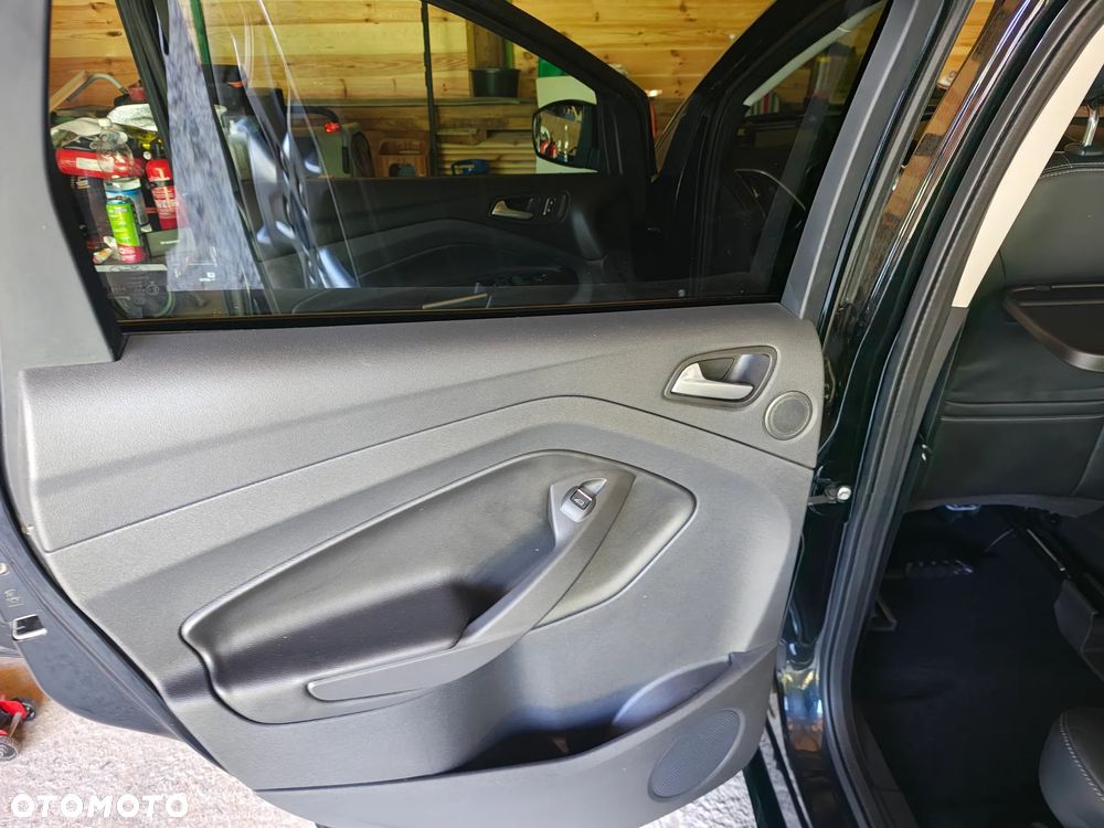 Ford Kuga 2.0 TDCi Individual MPS6 - 19