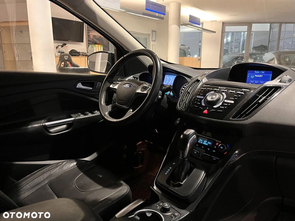 Ford Kuga 2.0 TDCi 4x4 Titanium - 24