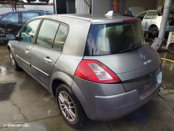 Farolim Tras Esquerdo Painel Stop Renault Megane Ii (Bm0/1_, Cm0/1_) - 6