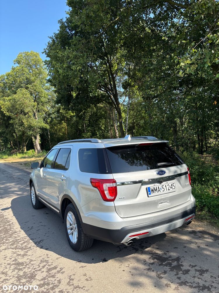 Ford Explorer - 5
