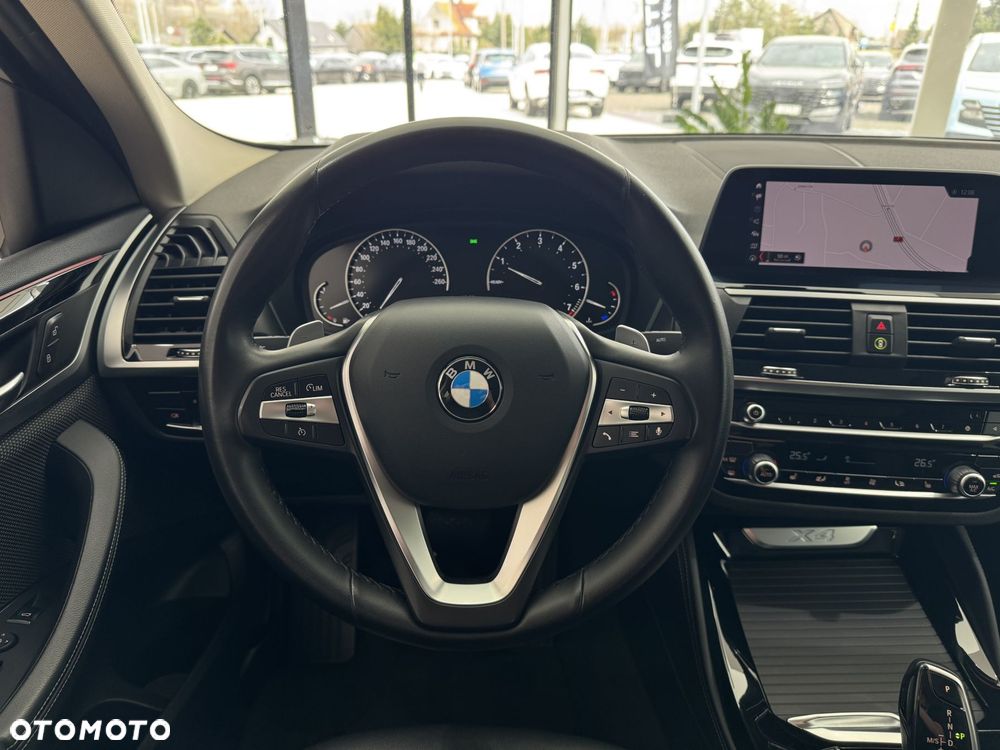 BMW X4 - 16