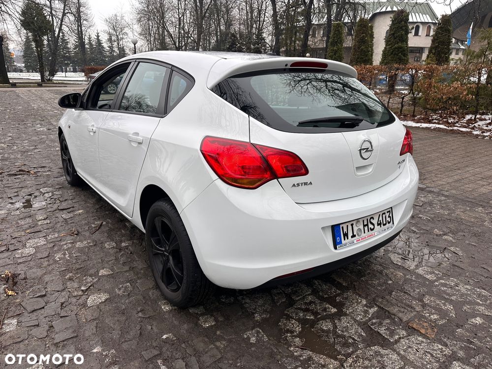 Opel Astra 1.4 ecoFLEX - 2