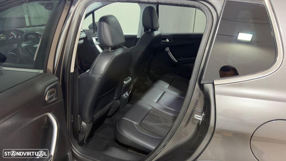 Peugeot 2008 PureTech 110 GPF Stop&Start EAT6 Crossway - 11