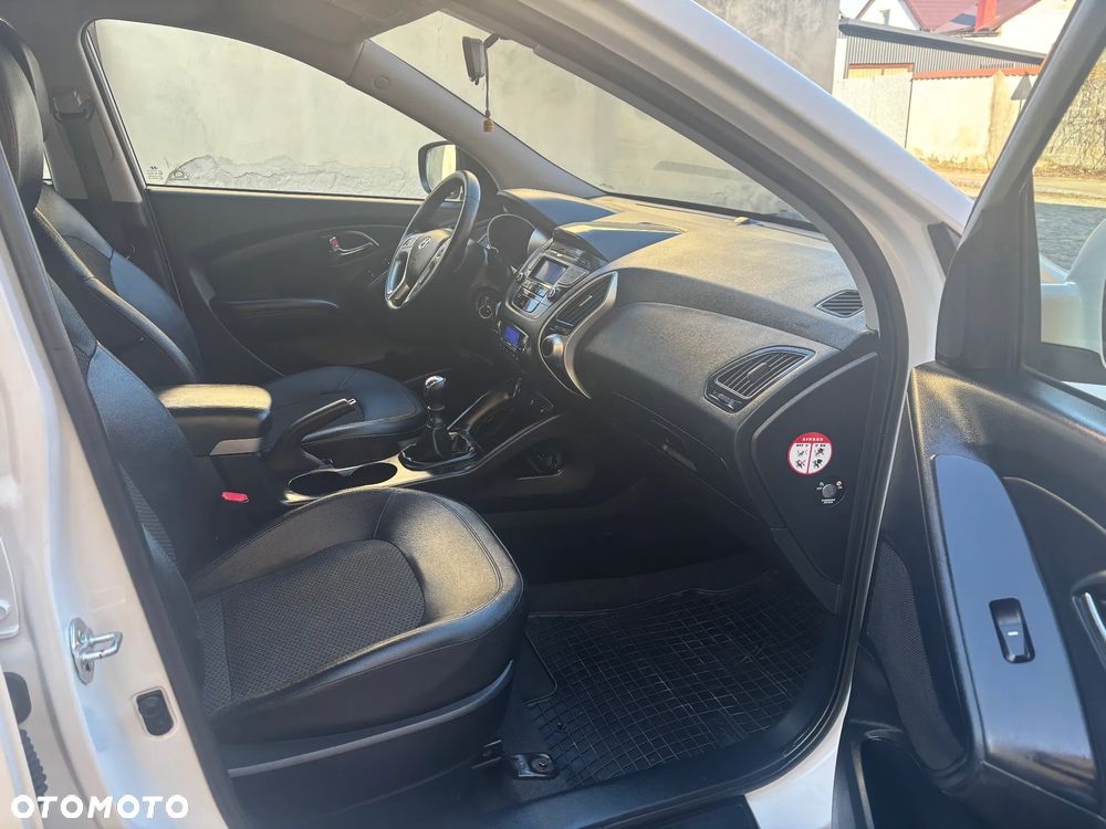 Hyundai ix35 1.7 CRDi Comfort 2WD - 19