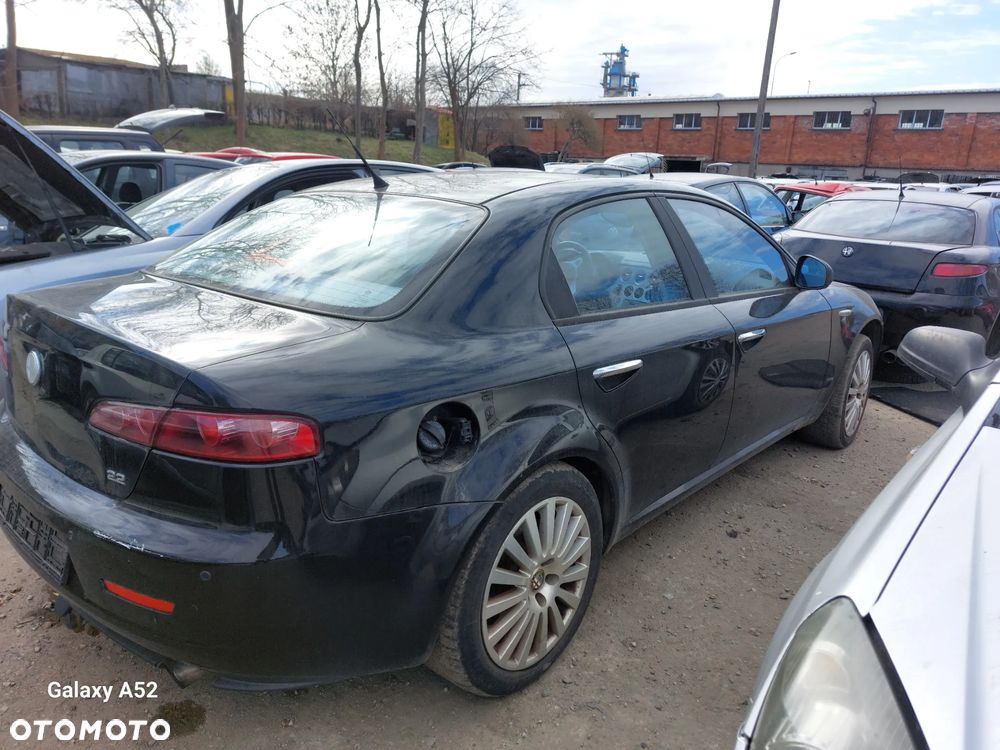 Zderzak ALFA ROMEO 159 2,2JTS 07R. maska,lampy,drzwi,klapa.... - 4