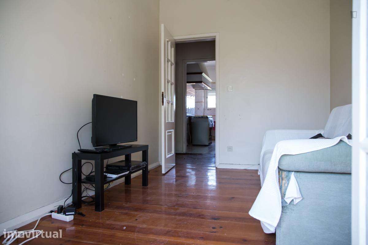 Quarto - localizado em Alvalade Lisbon - Grande imagem: 4/20