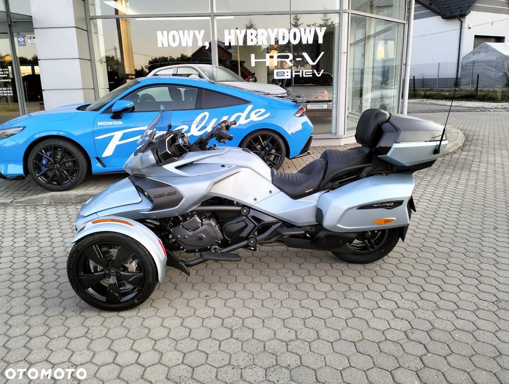 Can-Am Spyder - 3