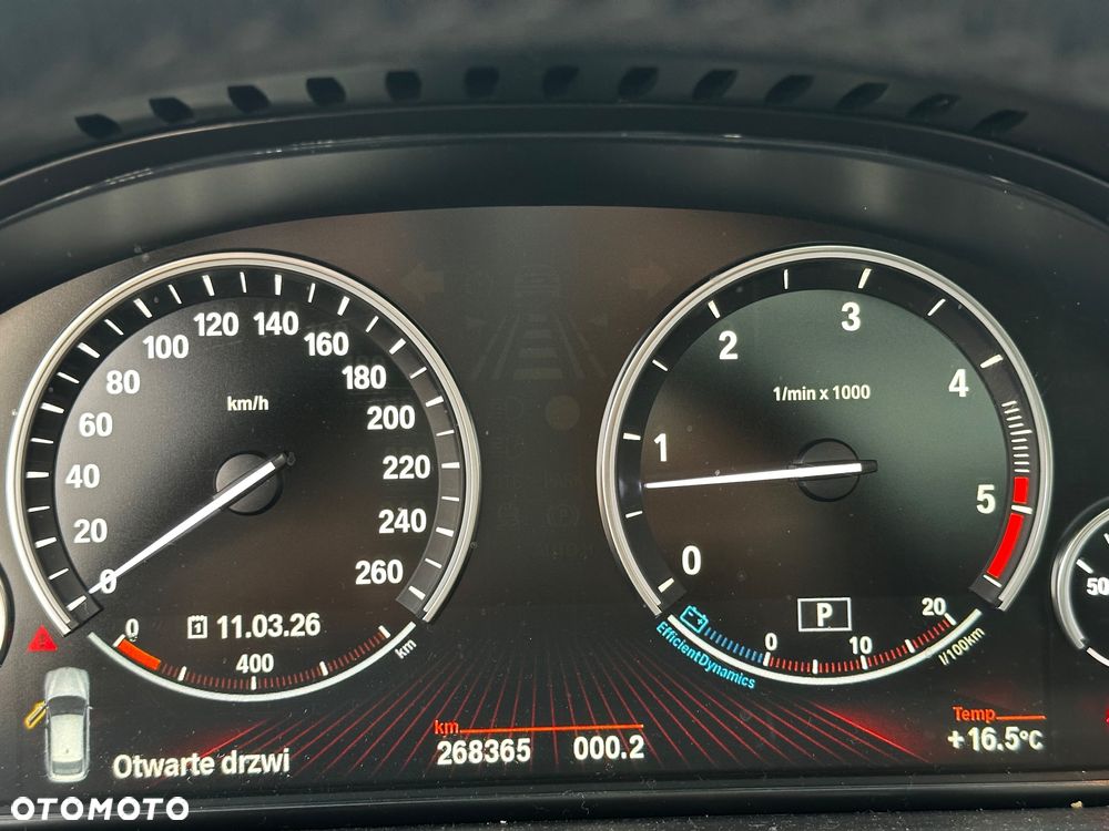 BMW Seria 5 - 29