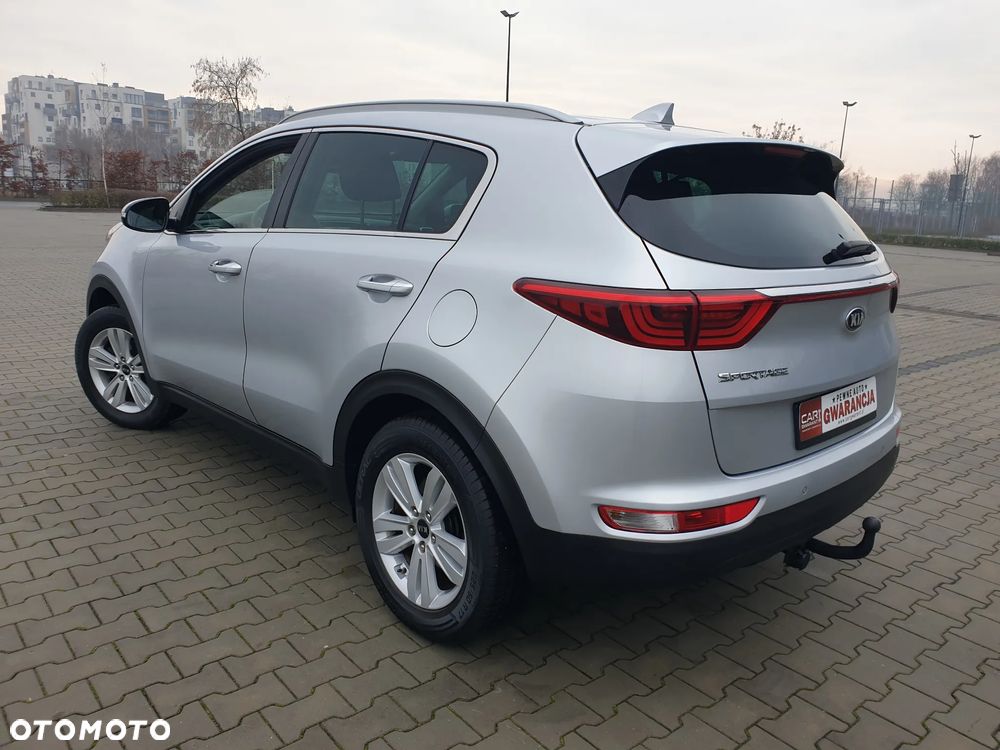 Kia Sportage 1.6 GDI 2WD Dream-Team Edition - 17