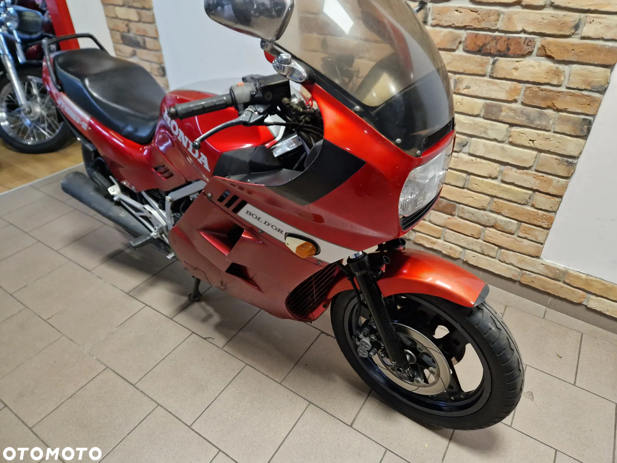 Honda VF - 26