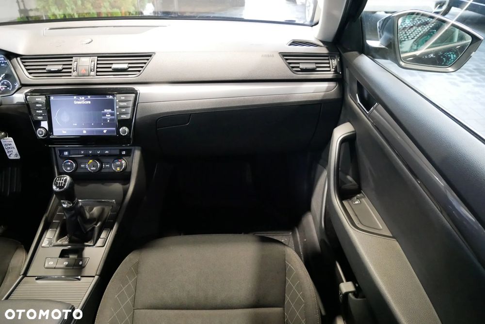 Skoda Superb - 17