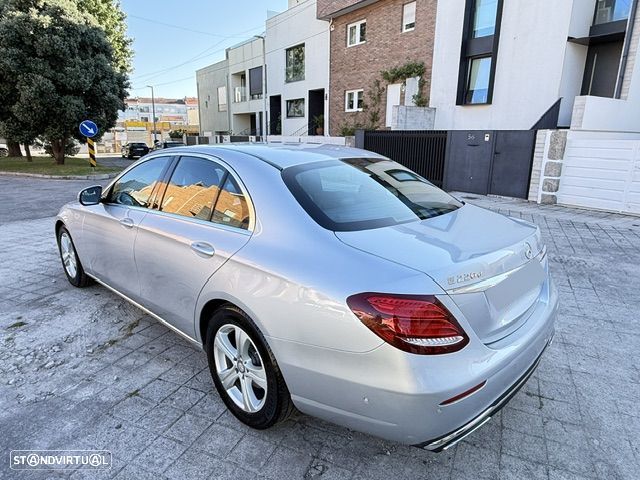 Mercedes-Benz E 220 d Avantgarde - 4
